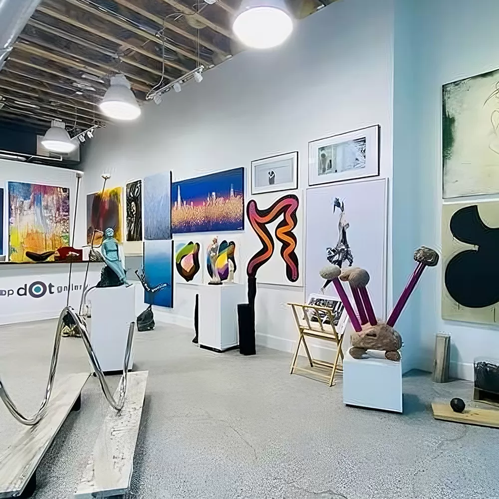 Art Galleries & Boutiques
